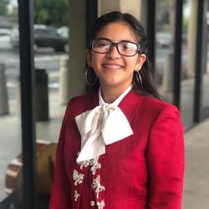 Meet your Posher, Angelica